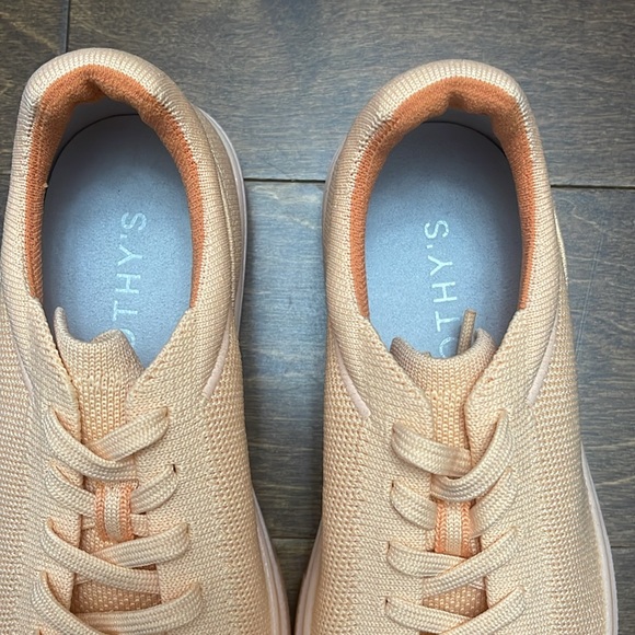 New, Rothy’s RS02 Creamsicle sneakers - Picture 4 of 8